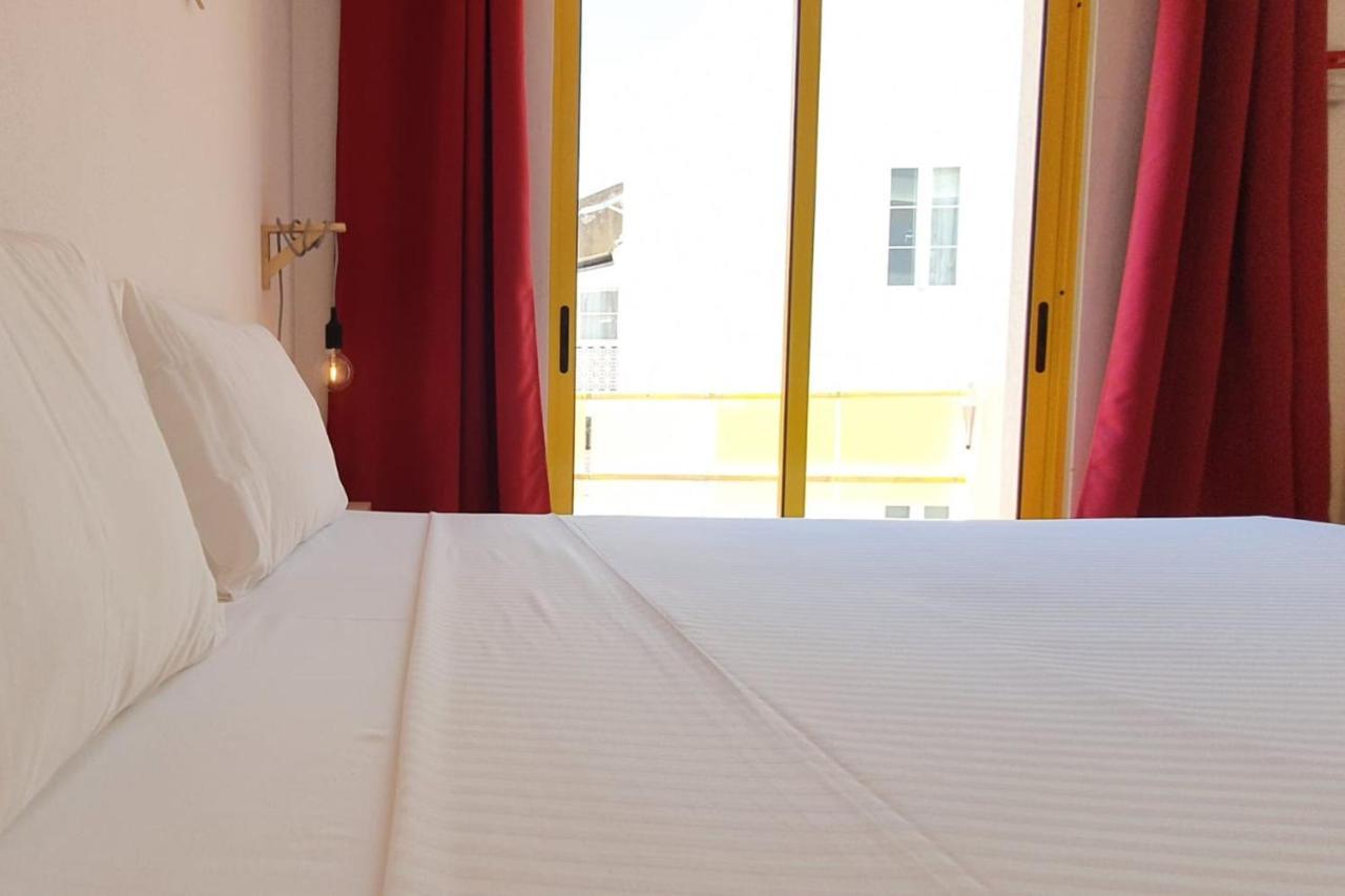 Lovelystay - Yellow Submarine House Lagos Exterior foto